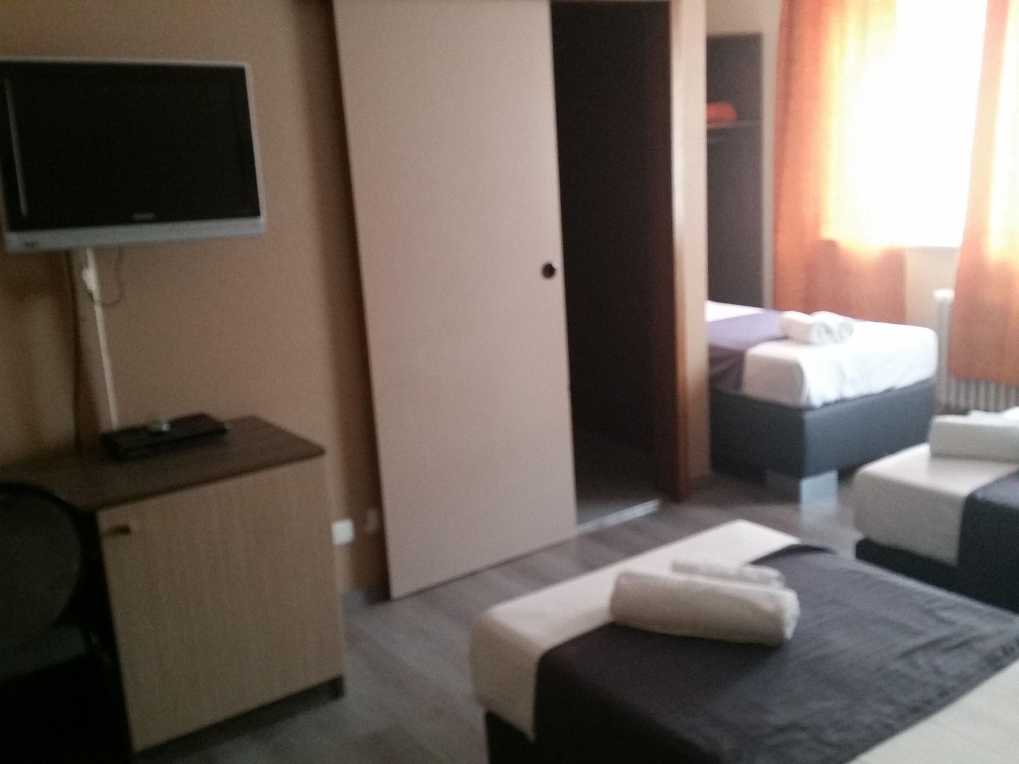 Hotel Prince De Liege Anderlecht Екстер'єр фото
