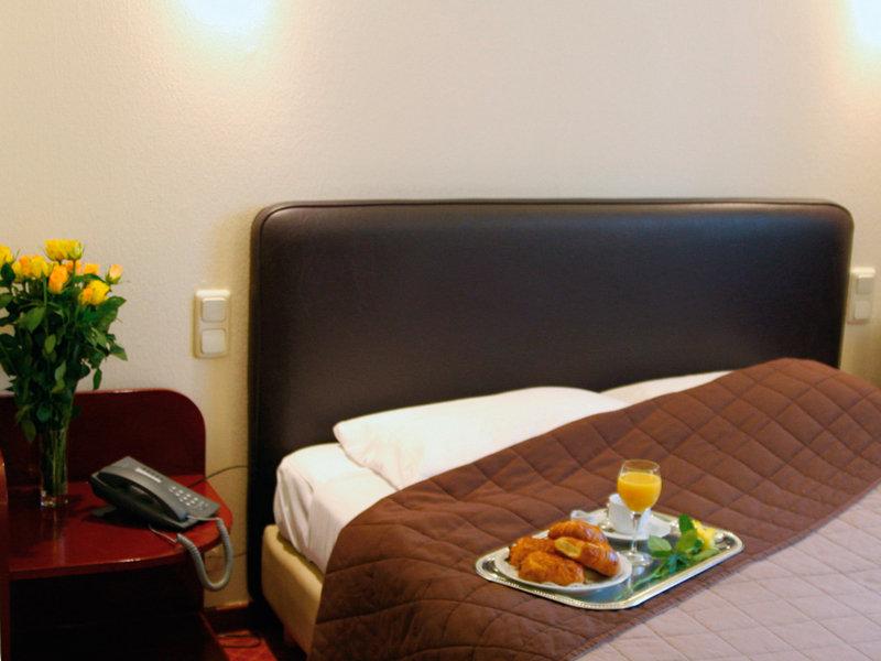 Hotel Prince De Liege Anderlecht Номер фото