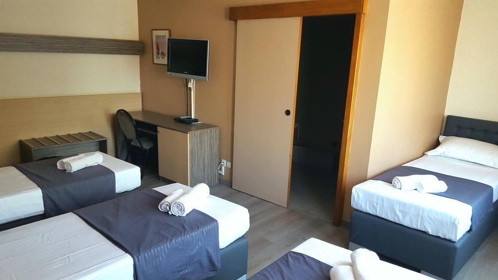Hotel Prince De Liege Anderlecht Екстер'єр фото